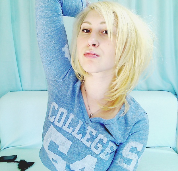 Live sex webcam photo for Katerine_4u #1893232