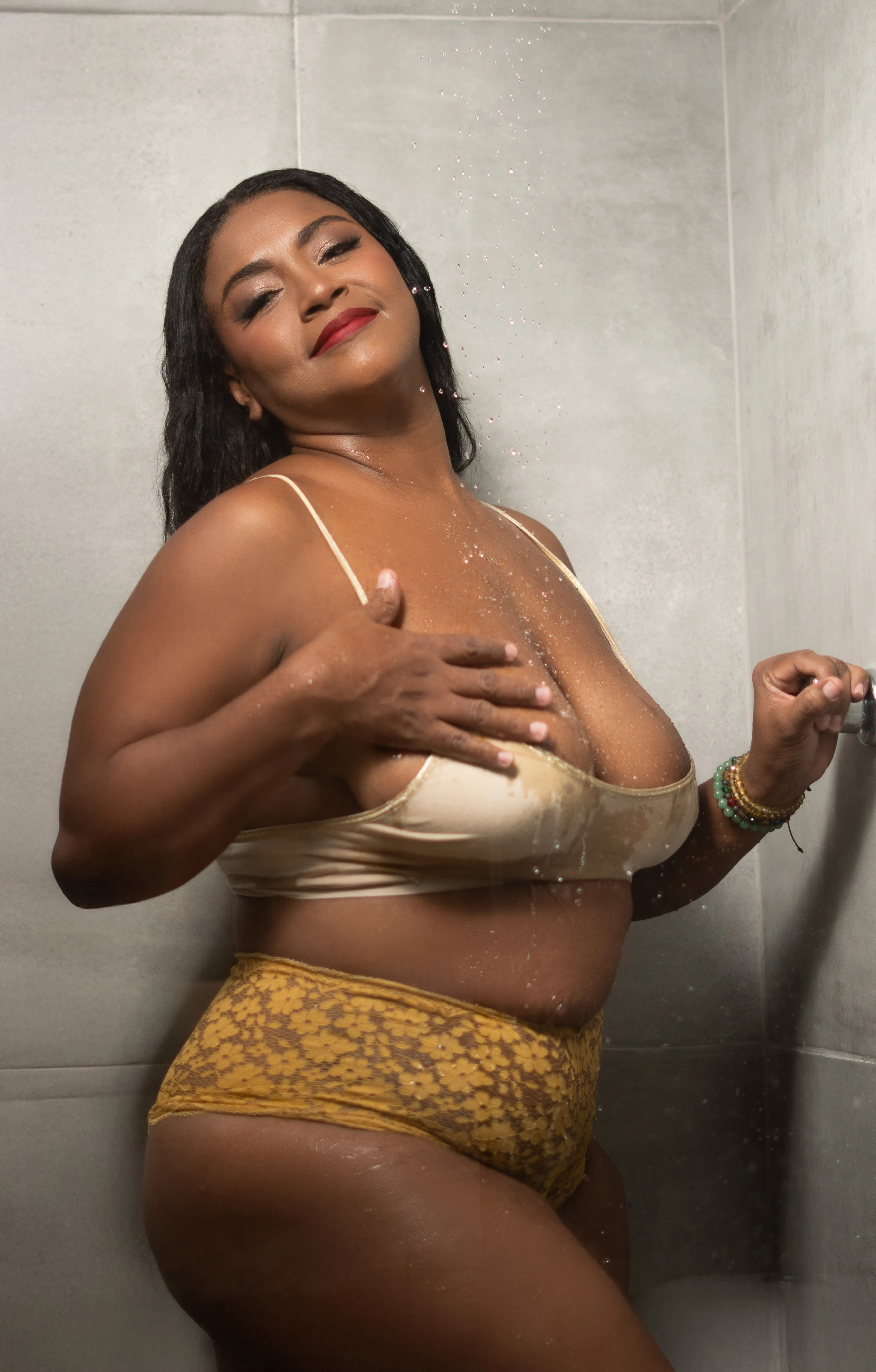 Live sex webcam photo for MOLYPARKER #8009077