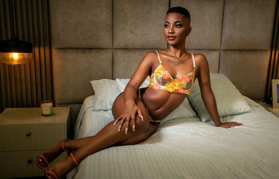 Live sex webcam photo for AnnPrice #7885786