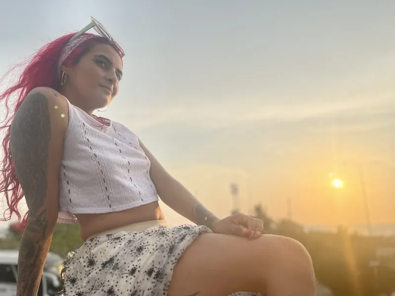 Live sex webcam photo for NaomyTatss #4169429