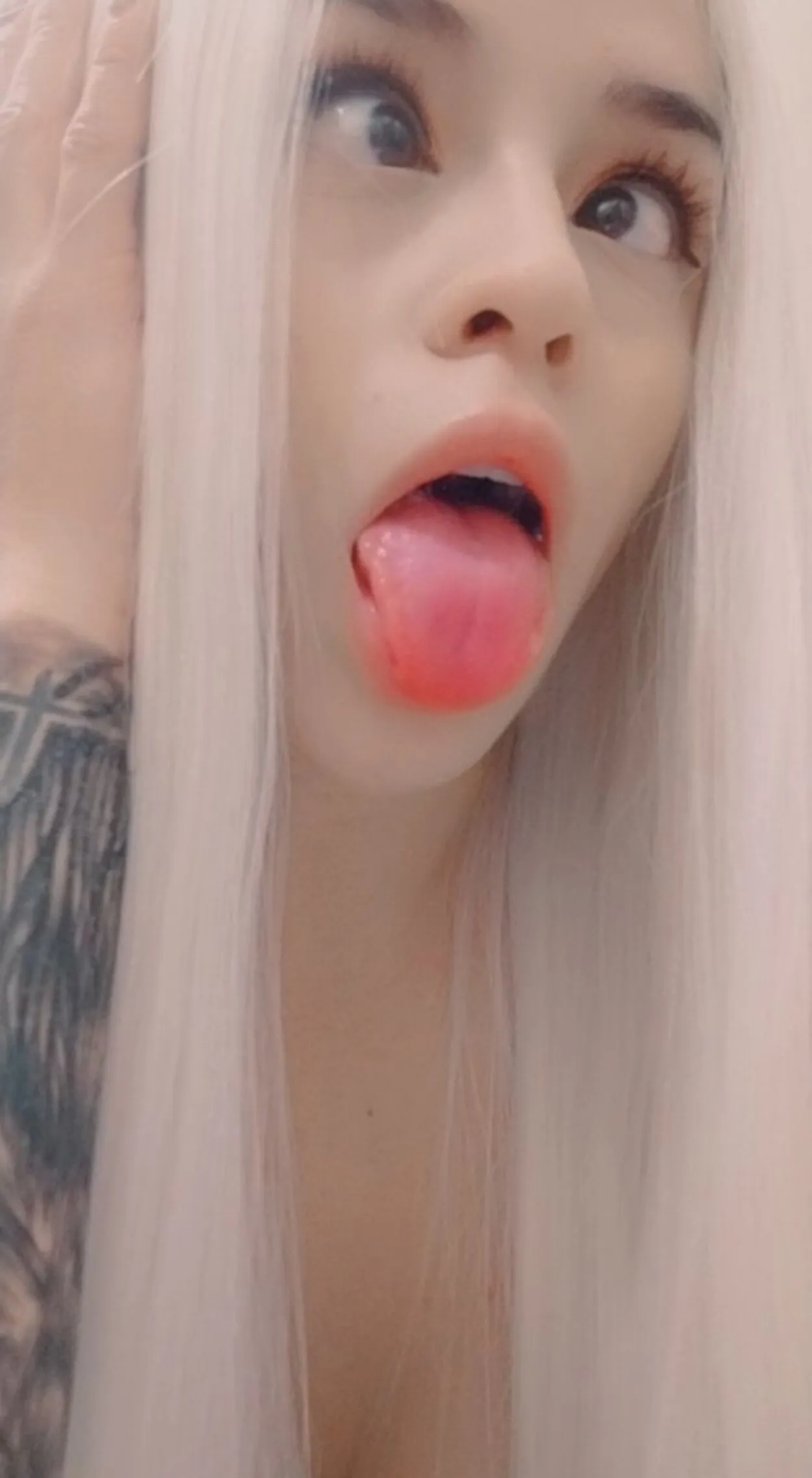 Live sex webcam photo for AnneGrott #7110794