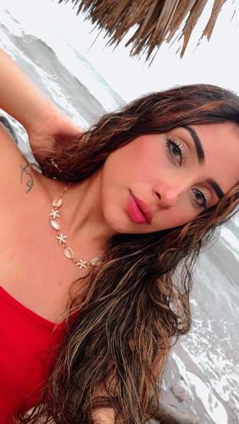 Live sex webcam photo for CharlotteJamesX #2834202