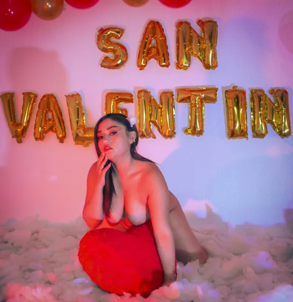 Live sex webcam photo for AnnabellaHutchi #4046360