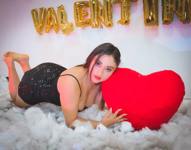 Live sex webcam photo for AnnabellaHutchi #4046382