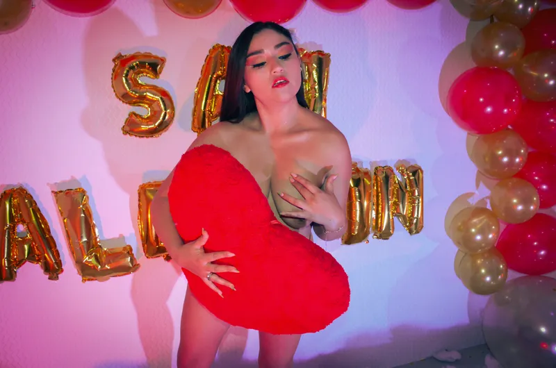 Live sex webcam photo for AnnabellaHutchi #4046352