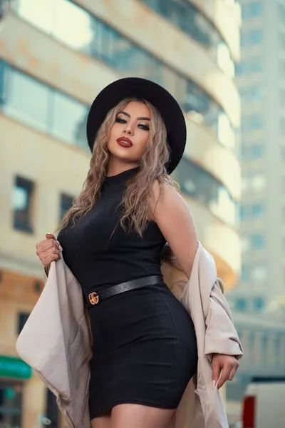 Live sex webcam photo for KhloePalme #3140183