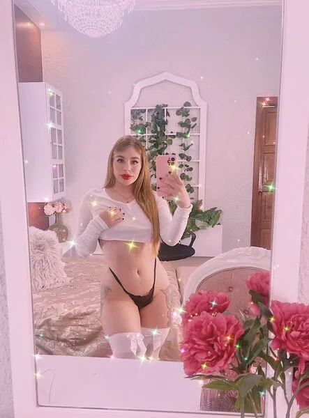 Live sex webcam photo for LanaCartier #5395862