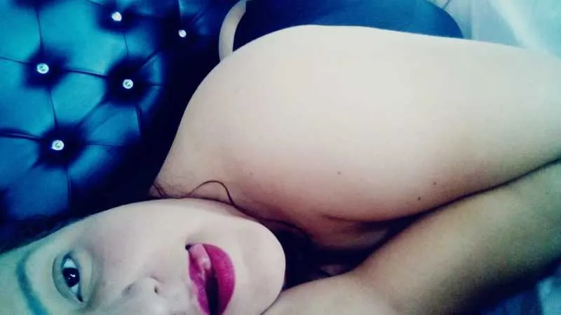 Live sex webcam photo for dulcehot88 #2843635