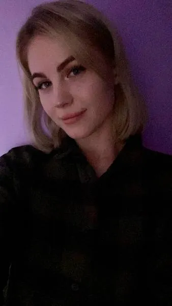 Live sex webcam photo for xCrystalWhitex #2853060