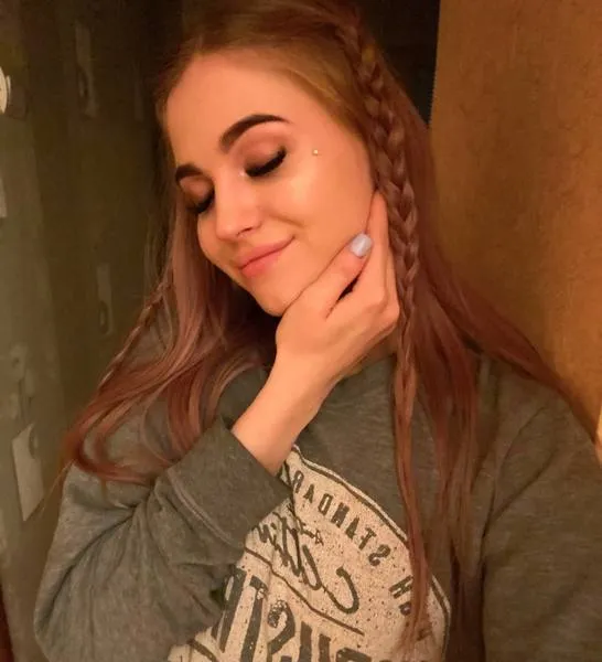 Live sex webcam photo for xCrystalWhitex #2853056