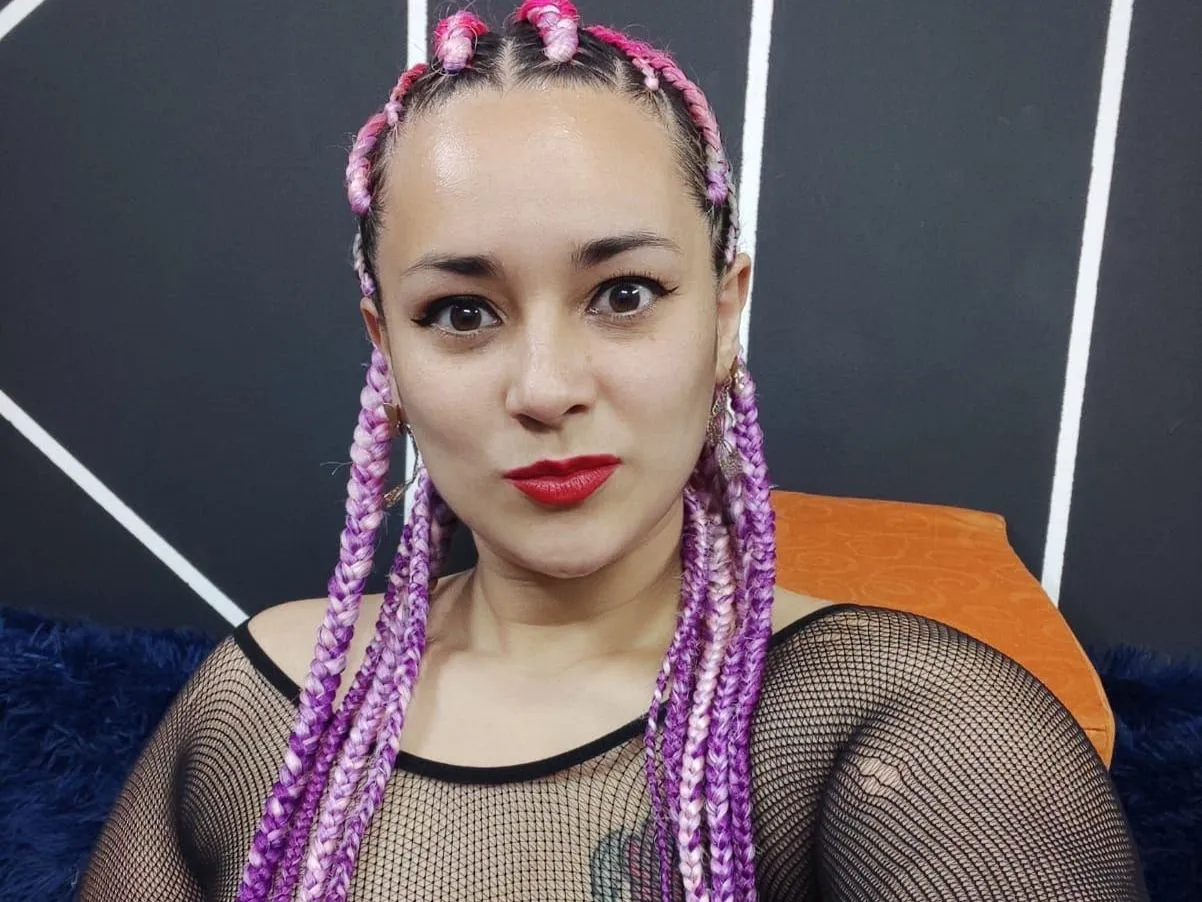 Live sex webcam photo for MIchelMomet #3020414