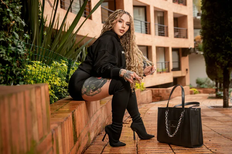 Live sex webcam photo for AlessiaBianco #6964669