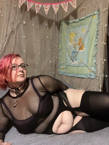 Live sex webcam photo for ChubbyLittlePrincess #6207232