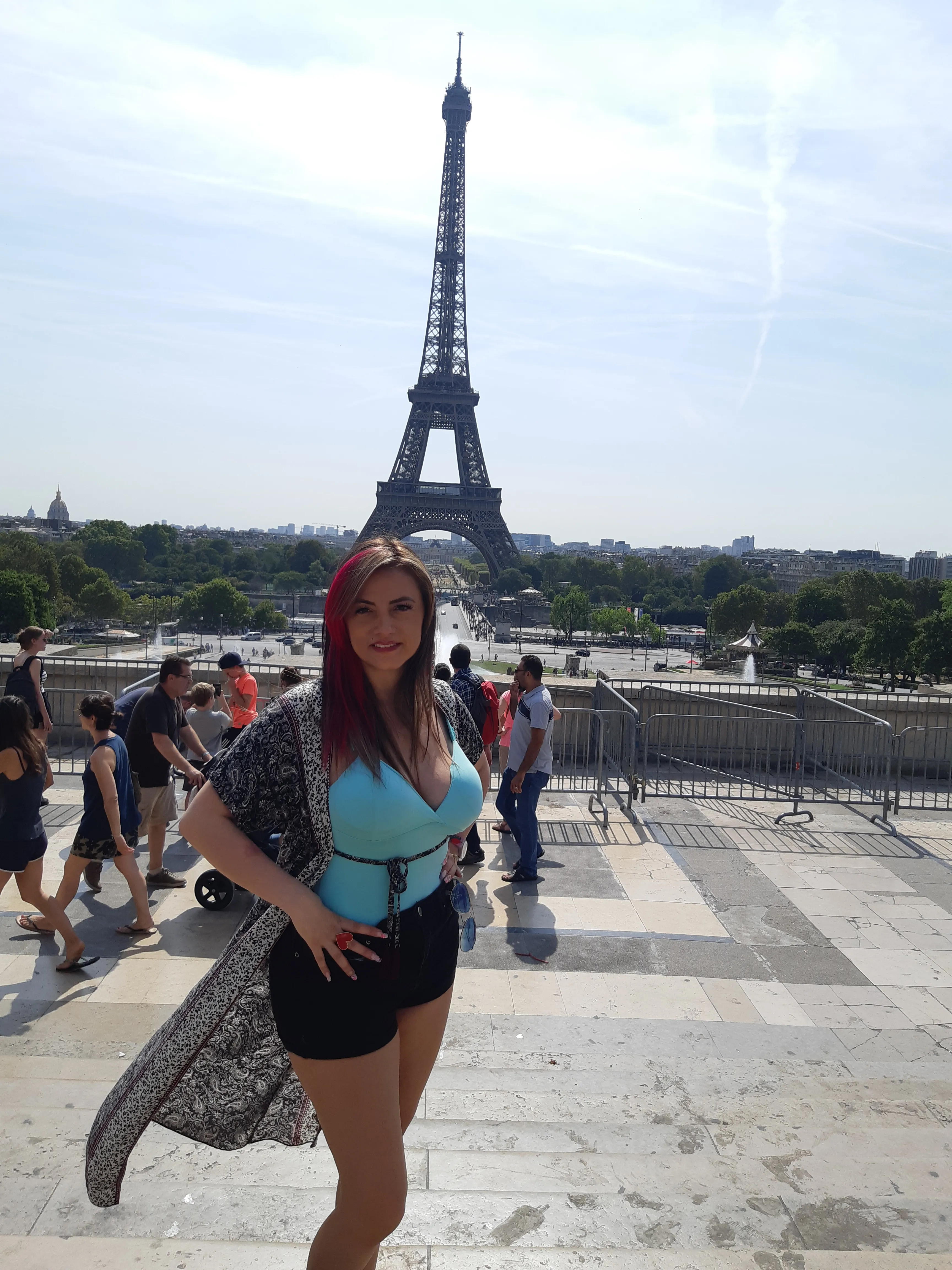 Live sex webcam photo for DanielaLuna #7205978