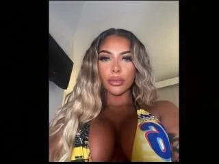 Live sex webcam photo for PrettynaughtyLacey #5990183