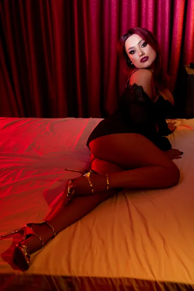 Live sex webcam photo for EmyHilton #2866855