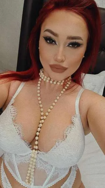 Live sex webcam photo for EmyHilton #4232946