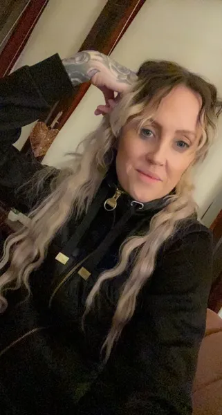 Live sex webcam photo for NicelyNic #3114243