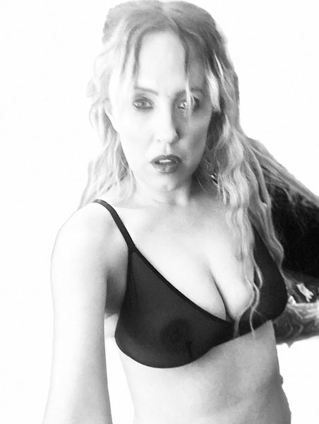 Live sex webcam photo for NicelyNic #3276803