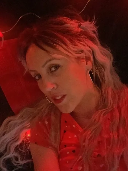 Live sex webcam photo for NicelyNic #3114240