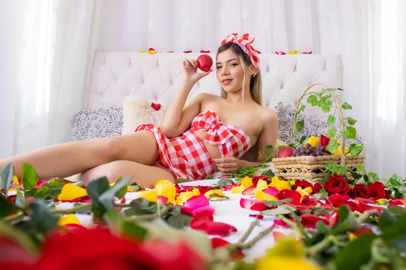 Live sex webcam photo for channelsunn #2992573