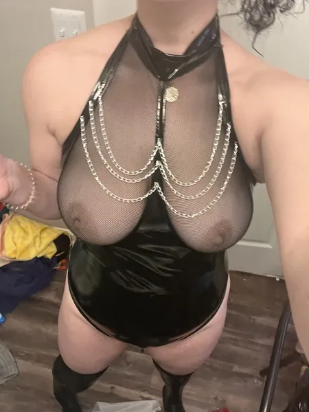 Live sex webcam photo for KatKelley #3142315