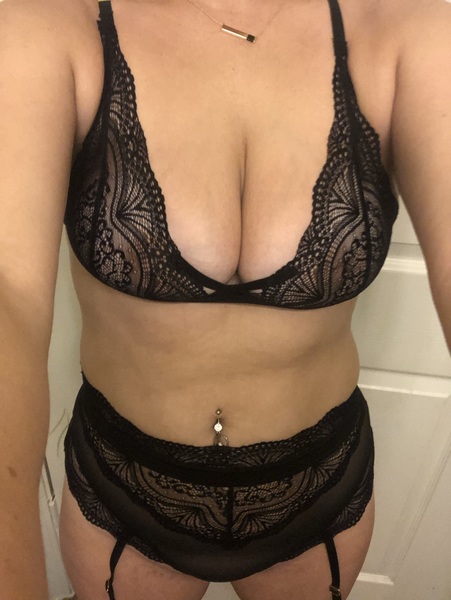 Live sex webcam photo for KatKelley #3074628