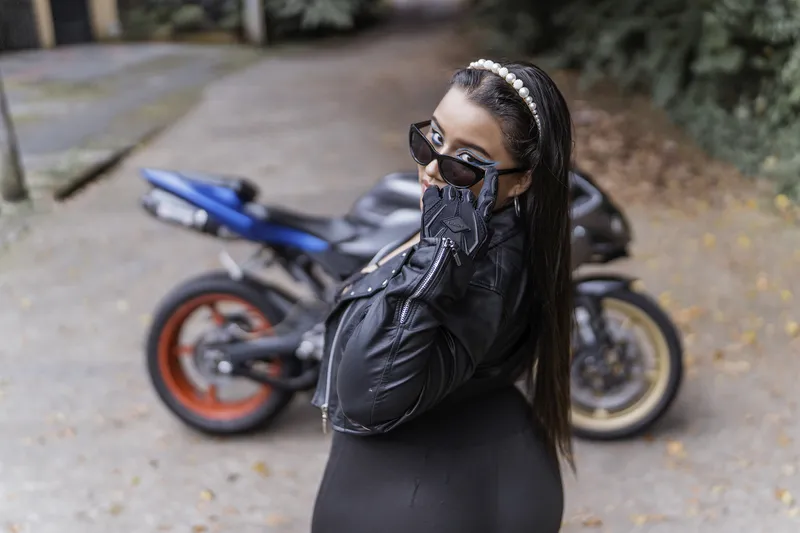 Live sex webcam photo for ElaBourn #4112099