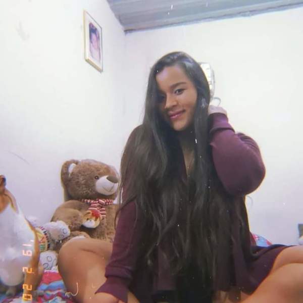 Live sex webcam photo for ElaBourn #2906172