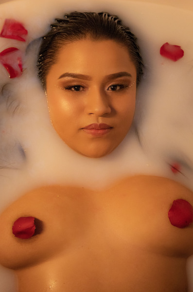 Live sex webcam photo for ElaBourn #4111923