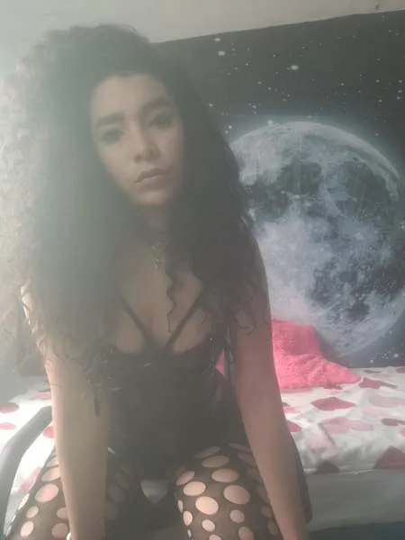 Live sex webcam photo for AndreaEdevane #3576134