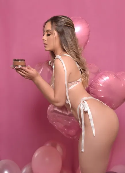 Live sex webcam photo for KristinRosee #3091904