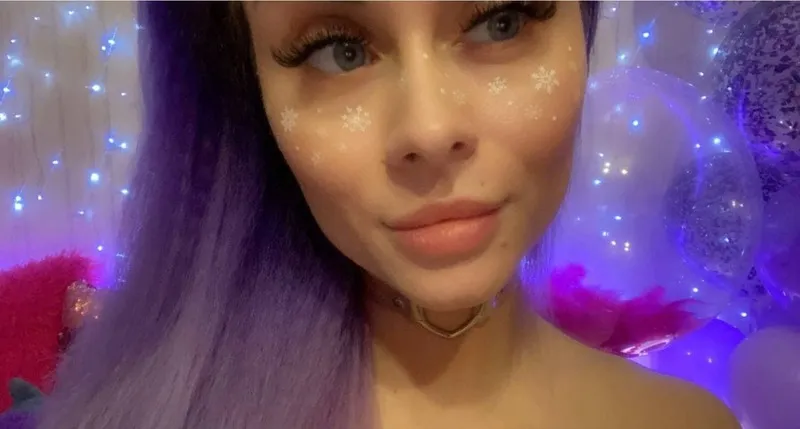 Live sex webcam photo for PurpleAlice #2929997