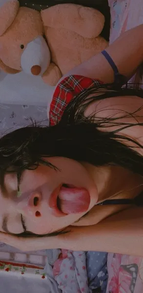 Live sex webcam photo for LunaBloomx #3650208