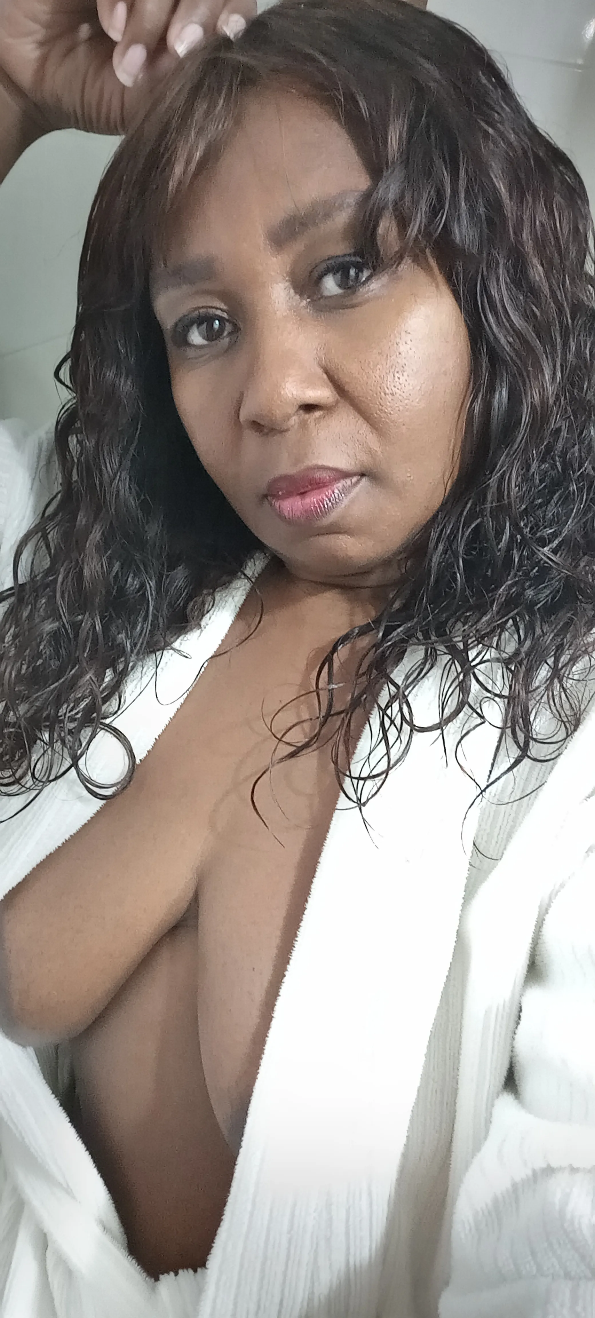 Live sex webcam photo for SexyAssLucy #7792254