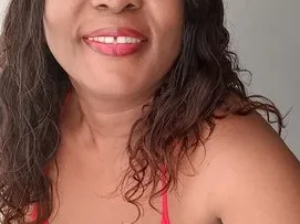 Live sex webcam photo for SexyAssLucy #7033109