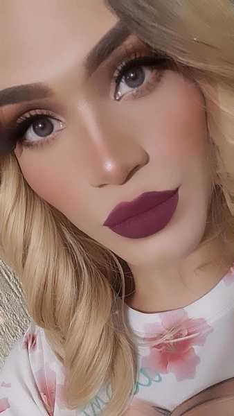 Live sex webcam photo for SexyCharlottets #3467711