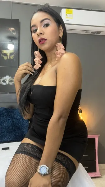 Live sex webcam photo for MaiaBroms #3136134