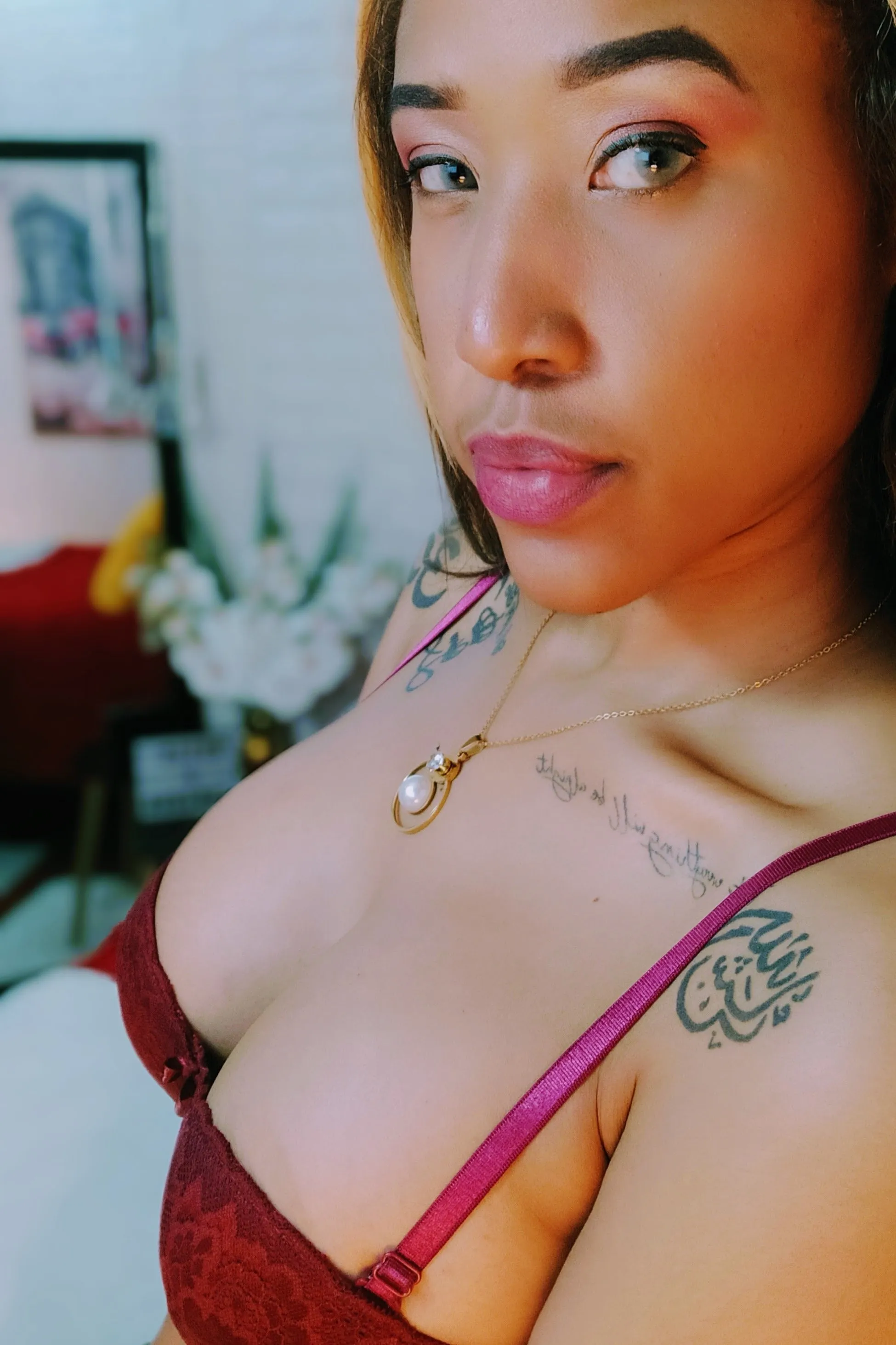 Live sex webcam photo for DulceLorraine #7132295