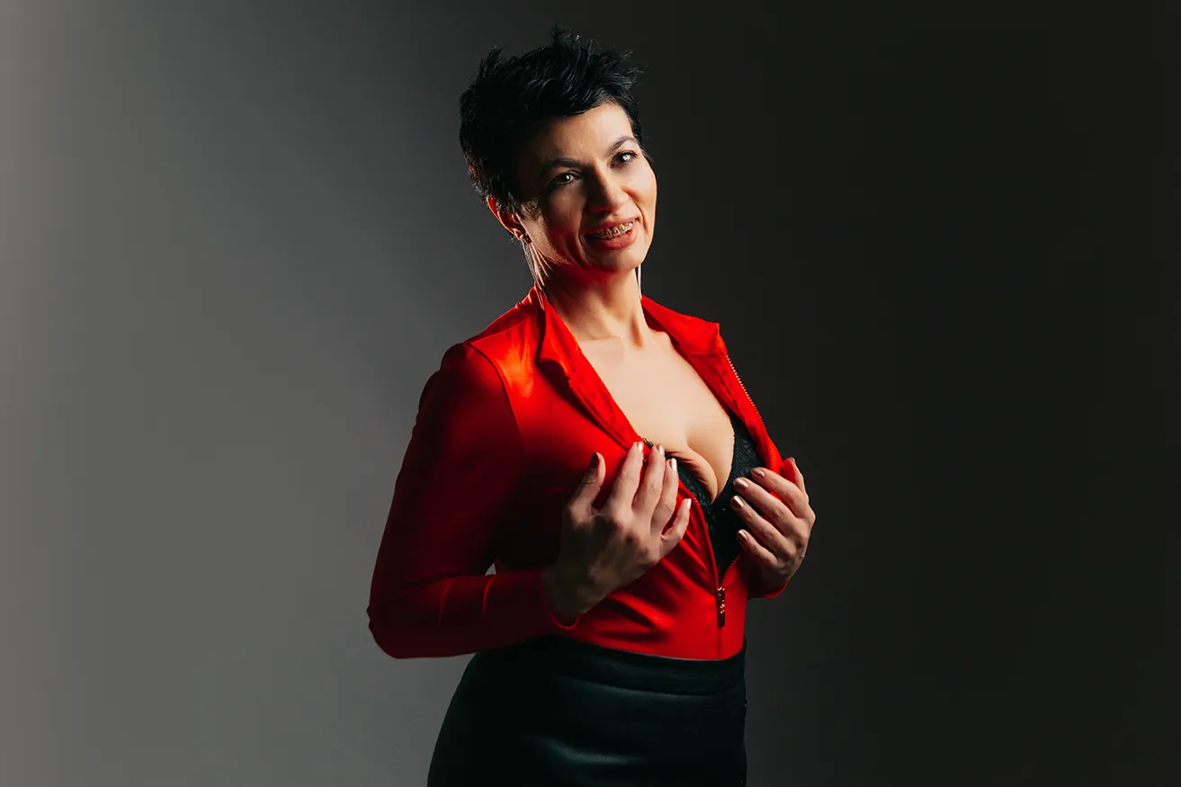 Live sex webcam photo for JuliaWinslet #7383722