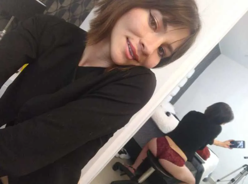 Live sex webcam photo for AmeliaSwann #3095492