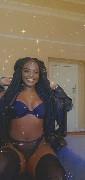 Live sex webcam photo for BlackMelaninGoddessx #3174204