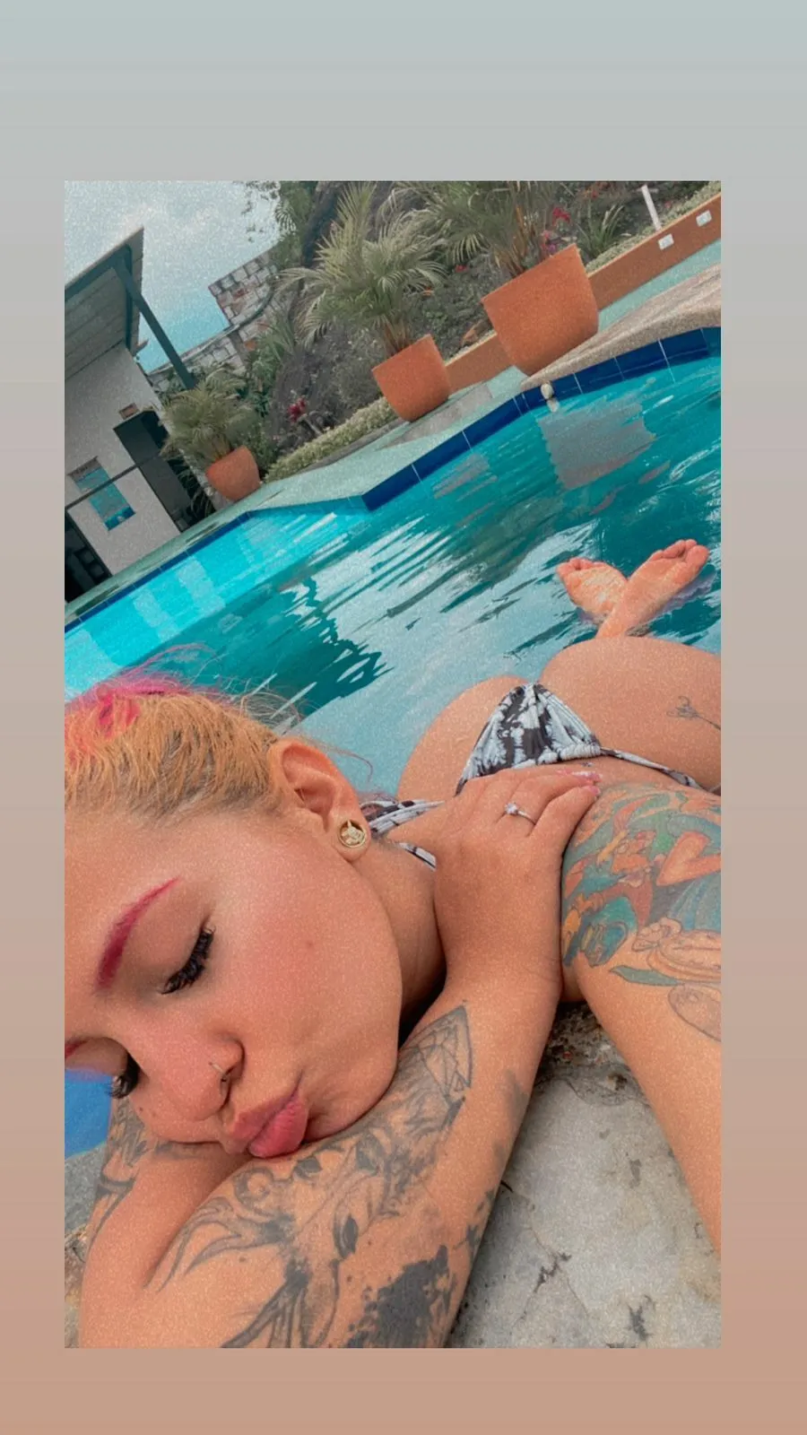 Live sex webcam photo for briannasteinn #7865590