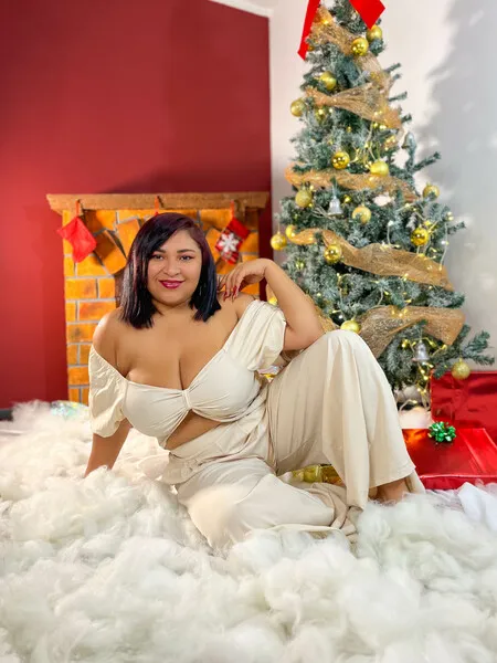 Live sex webcam photo for KarllaFire #3763506