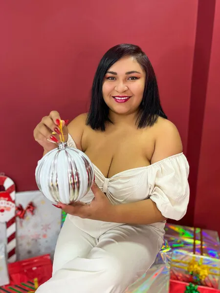 Live sex webcam photo for KarllaFire #3763502