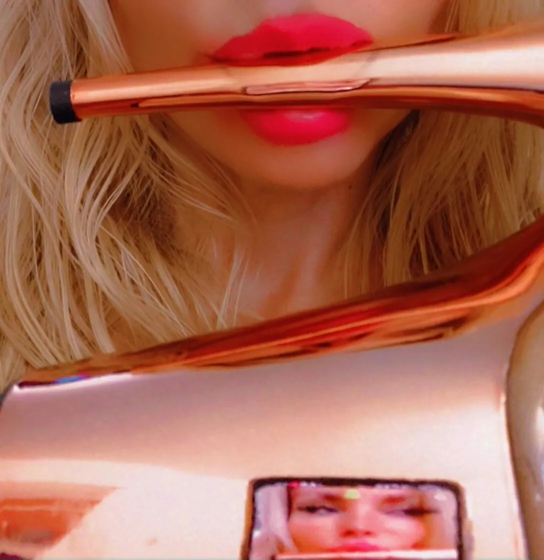 Live sex webcam photo for HelenaNiki #7873607