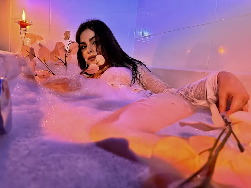 Live sex webcam photo for MiiaRoss #5443923