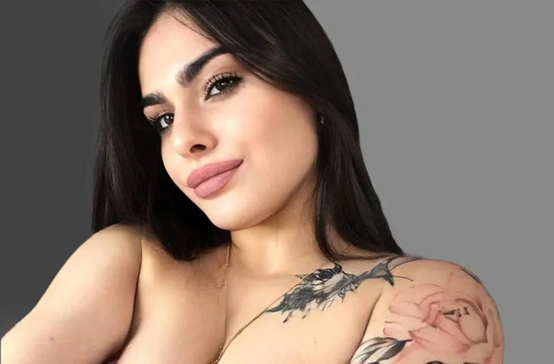 Live sex webcam photo for MiiaRoss #3505132