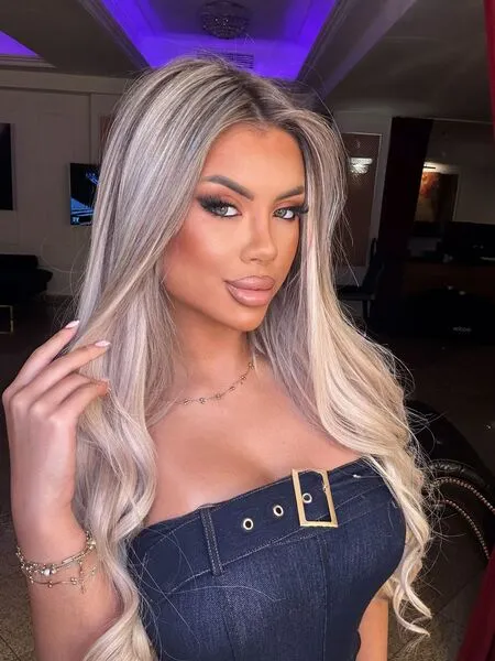 Live sex webcam photo for IvyRubens #7824103