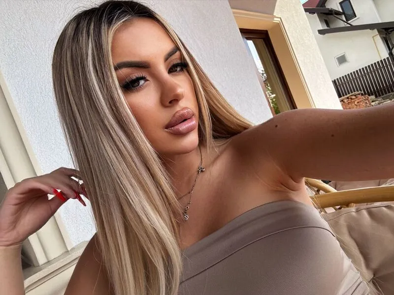 Live sex webcam photo for IvyRubens #7824060